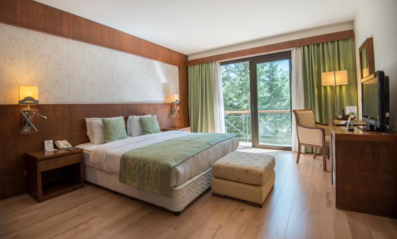 Korineum Golf & Beach Resort Agios Georgios  Екстер'єр фото