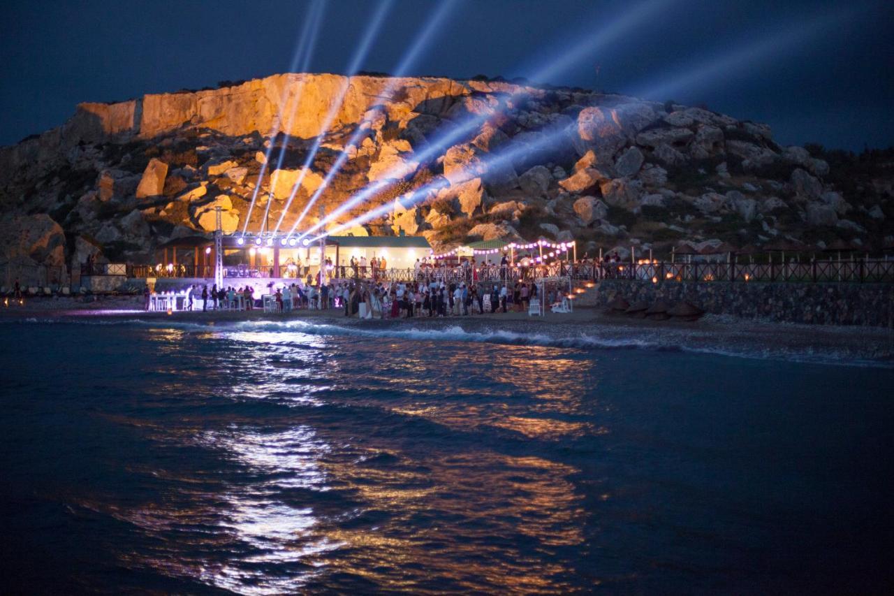 Korineum Golf & Beach Resort Agios Georgios  Екстер'єр фото