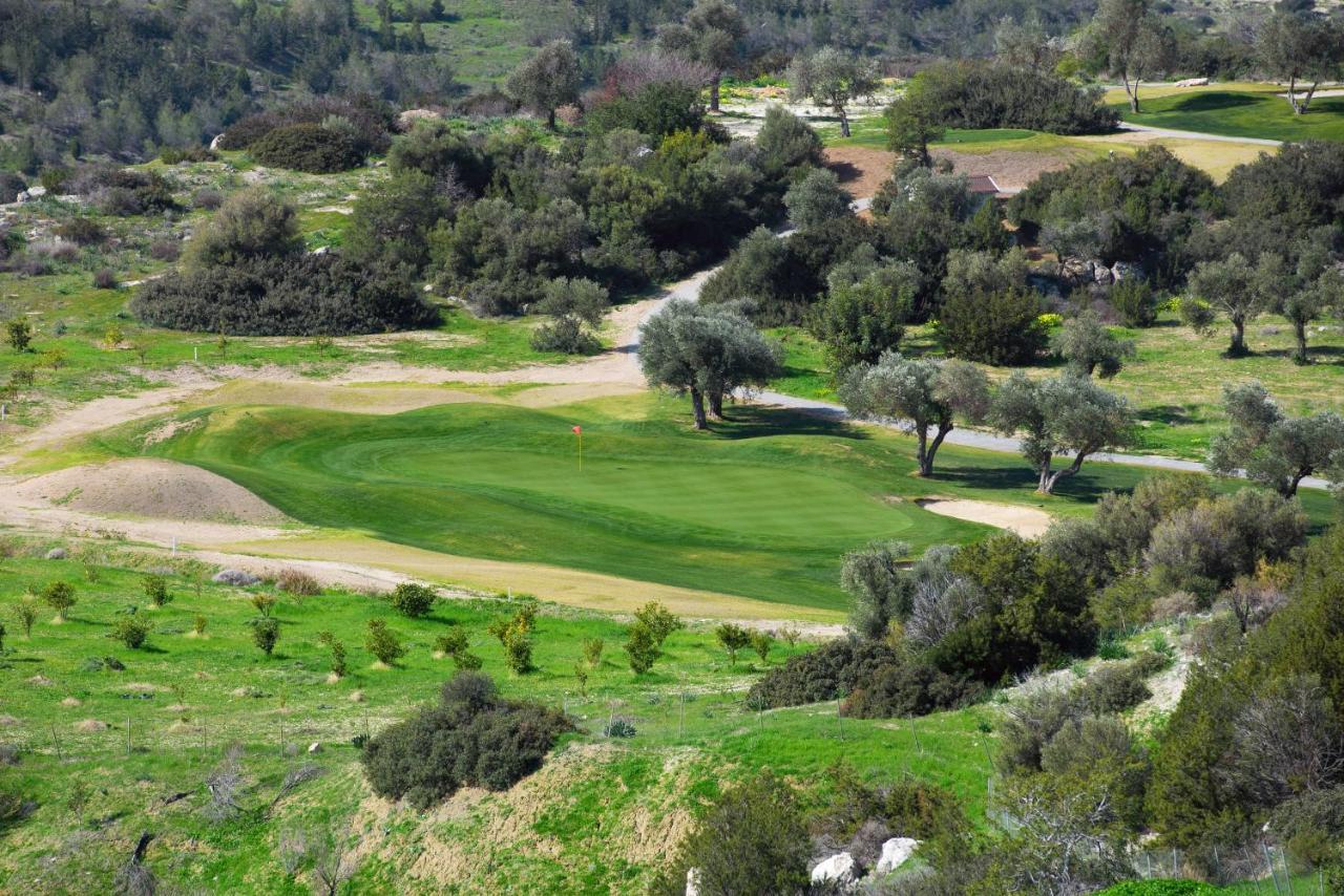 Korineum Golf & Beach Resort Agios Georgios  Екстер'єр фото