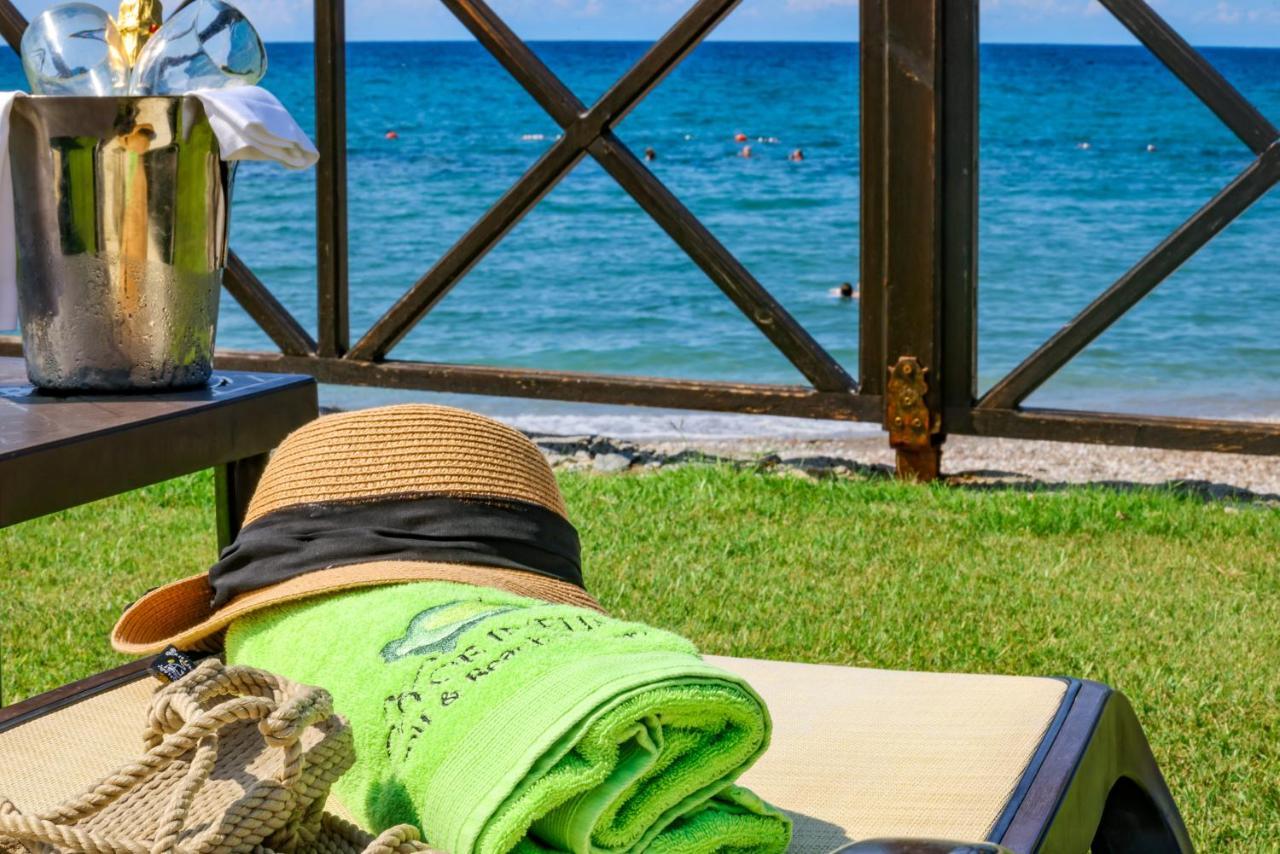 Korineum Golf & Beach Resort Agios Georgios  Екстер'єр фото