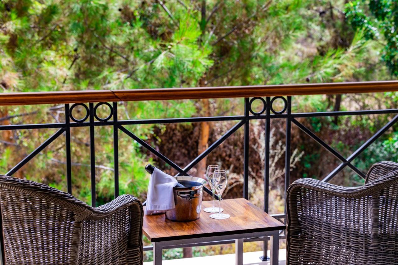 Korineum Golf & Beach Resort Agios Georgios  Екстер'єр фото